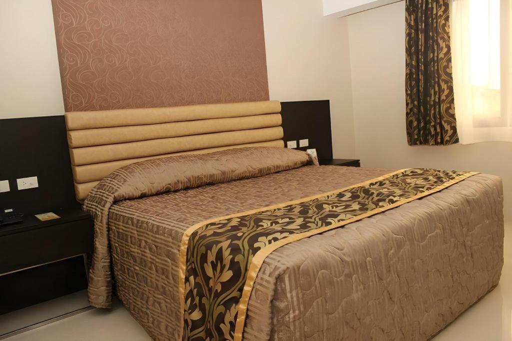 Score Birds Hotel Angeles Εξωτερικό φωτογραφία