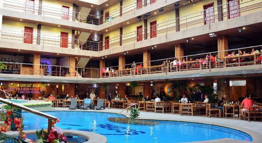 Score Birds Hotel Angeles Εξωτερικό φωτογραφία