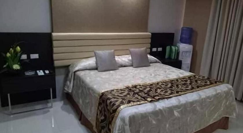 Score Birds Hotel Angeles Εξωτερικό φωτογραφία